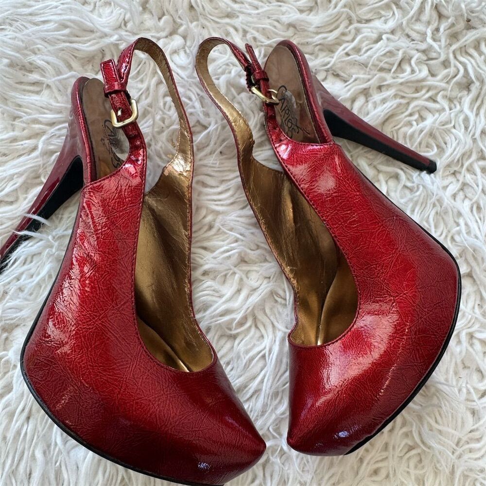Carlos Womens Red Stiletto Heels Size 7 Shoes Boudoir Jessica Rabbit Costume